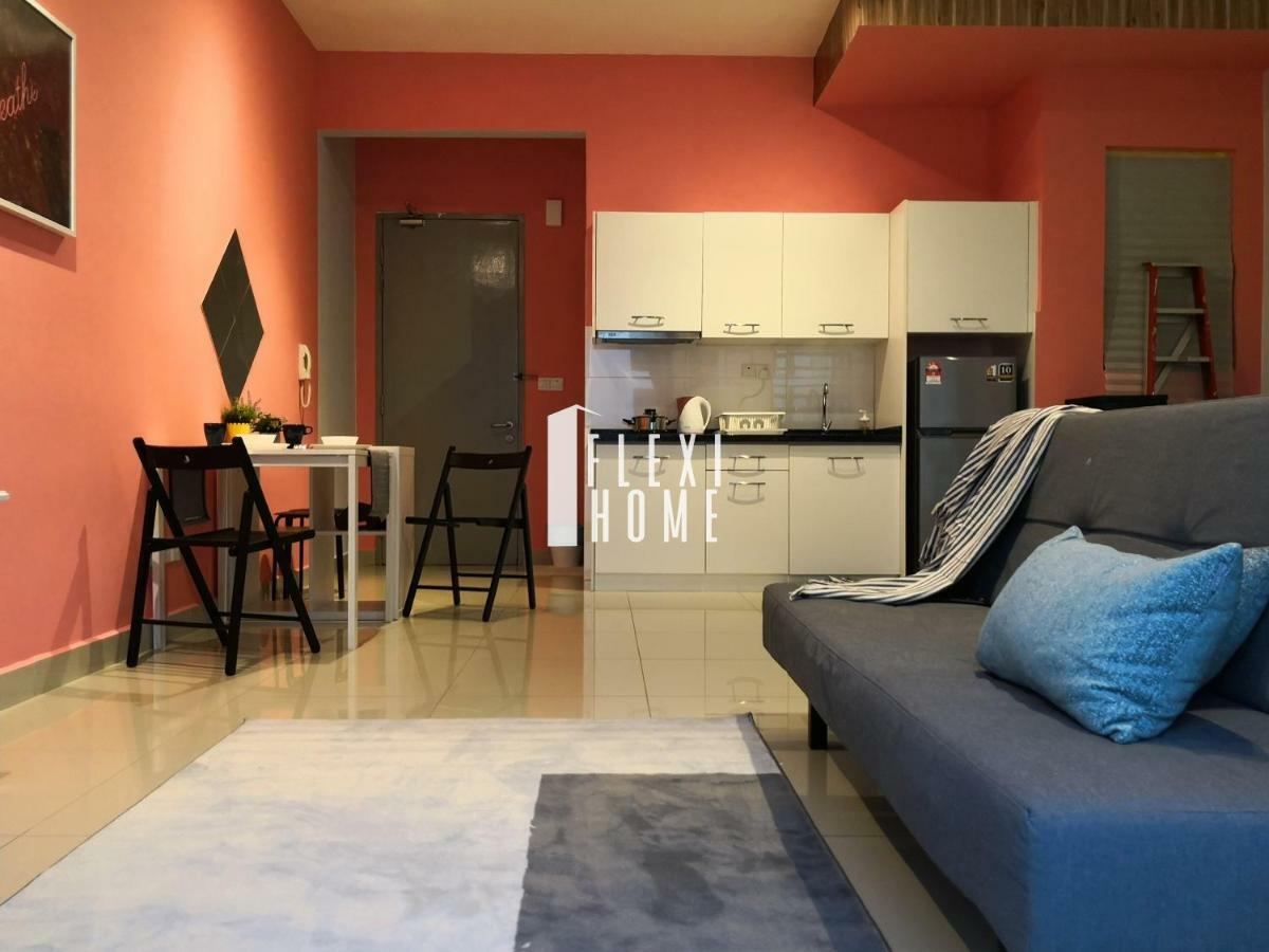 Colour-Theme Designed, Private Studio Home, Cybersquare 27B Cyberjaya, Flexihome-My ภายนอก รูปภาพ