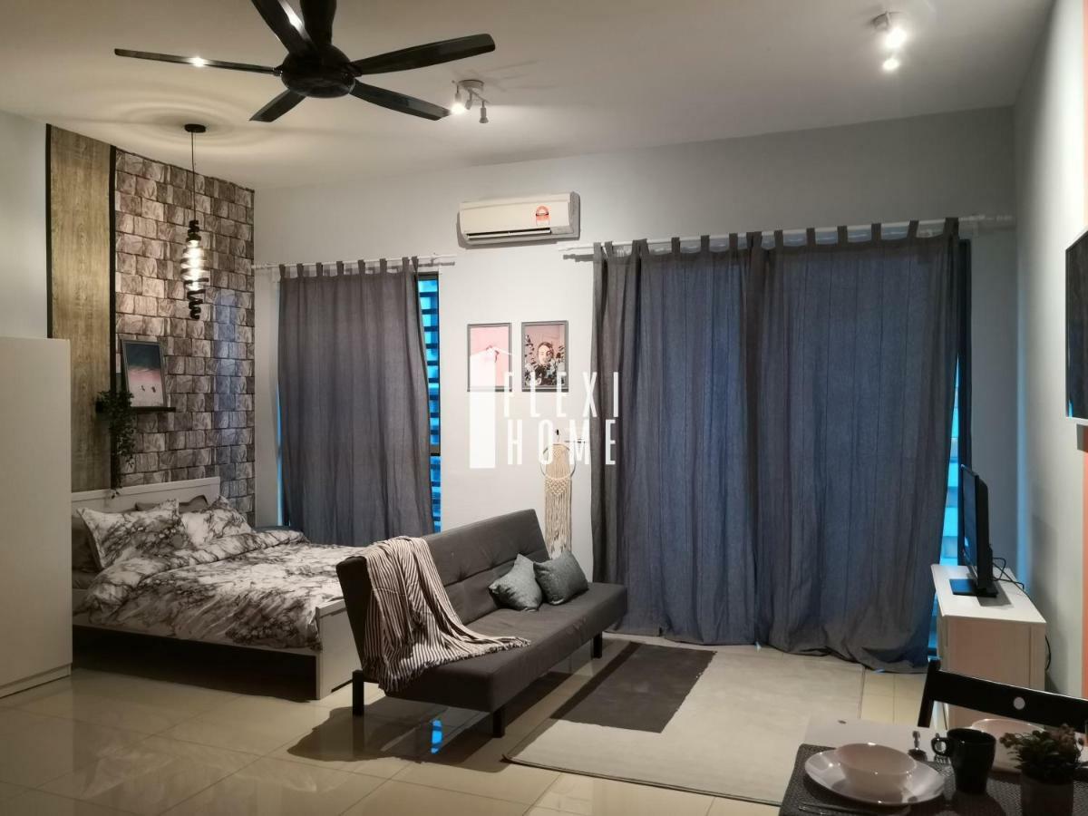 Colour-Theme Designed, Private Studio Home, Cybersquare 27B Cyberjaya, Flexihome-My ภายนอก รูปภาพ