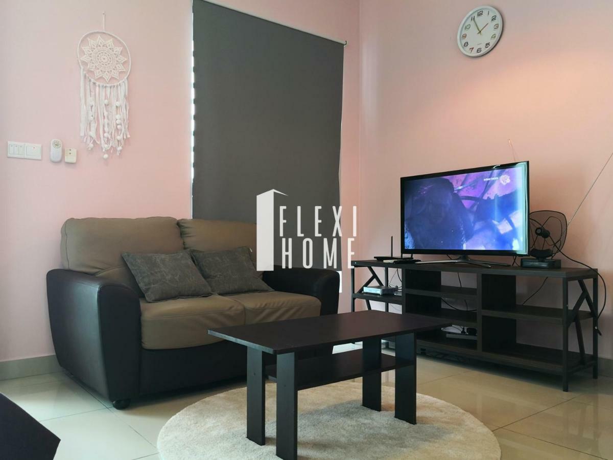 Colour-Theme Designed, Private Studio Home, Cybersquare 27B Cyberjaya, Flexihome-My ภายนอก รูปภาพ