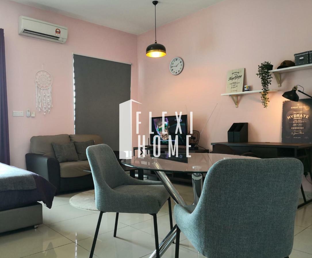 Colour-Theme Designed, Private Studio Home, Cybersquare 27B Cyberjaya, Flexihome-My ภายนอก รูปภาพ
